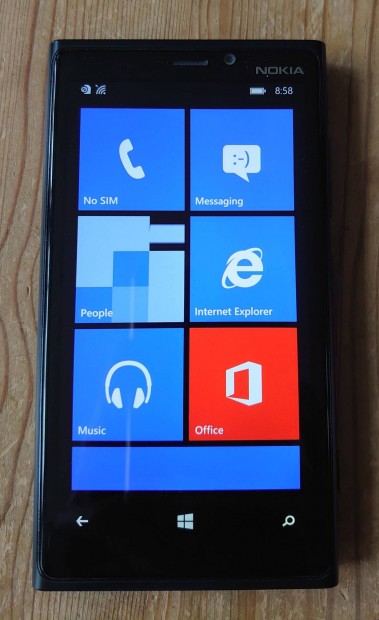 Nokia Lumia 920 vezetk nlkli tltvel elad 