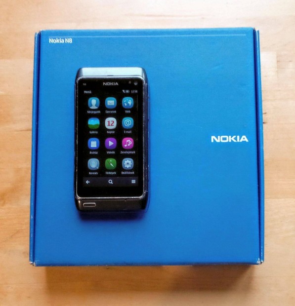 Nokia N8 fggetlen 