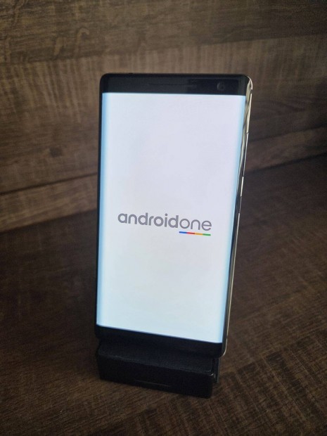 Nokia Sirocco 8 független 6/128GB Android okostelefon