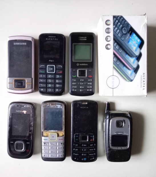 Nokia, Samsung, Alcatel, 8DB mobiltelefon csomag