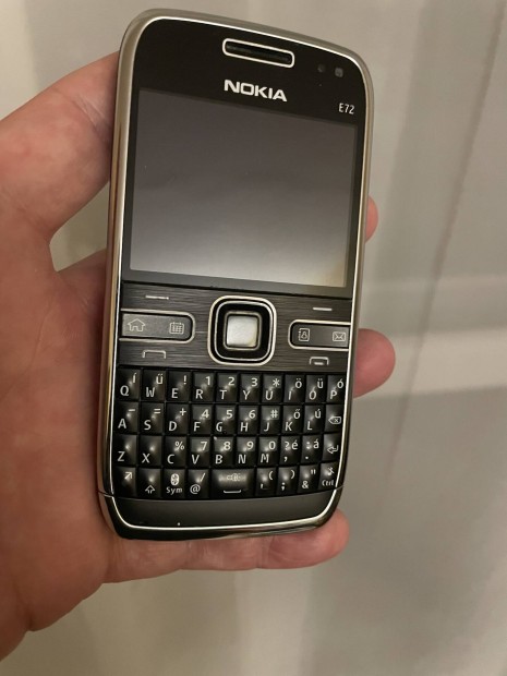 Nokia e72 fggetlen , jszer!