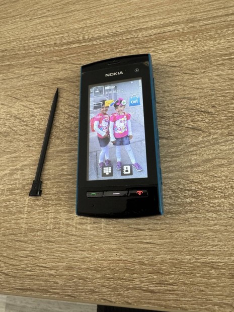 Nokia retro telefonok nem magyar mensek!