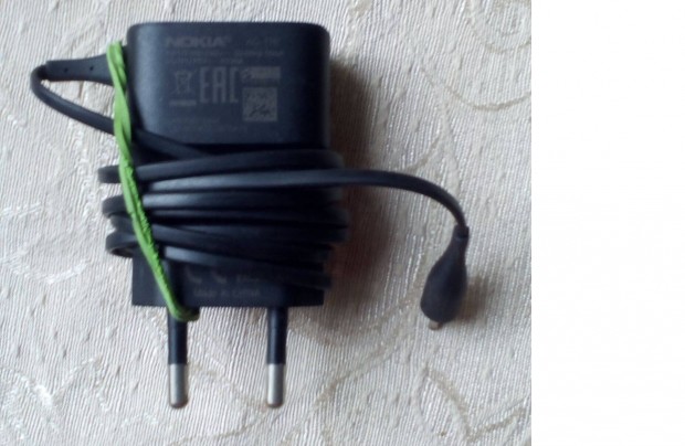 Nokia töltő adapter 5V 450mA