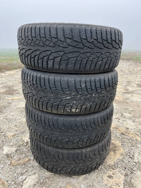 Nokian 195/45 R16 tligumi garnitra