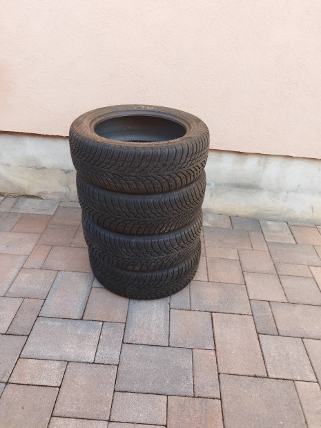 Nokian 195/55 r16 tli gumi szett