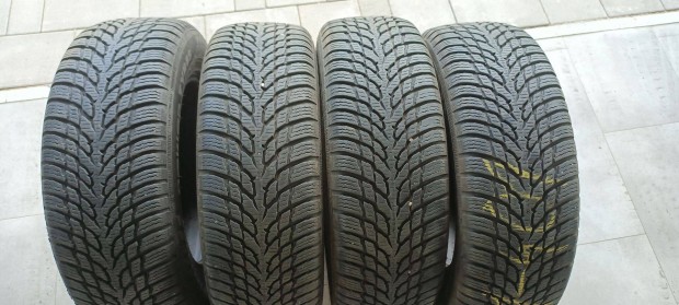 Nokian 195/65R15 téli gumiabroncs szett