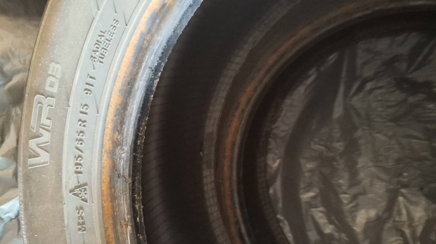 Nokian 195/65x15 teligumik