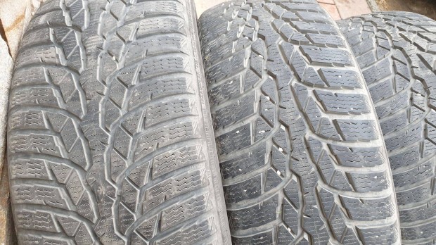 Nokian 205/60 R16 tli szett