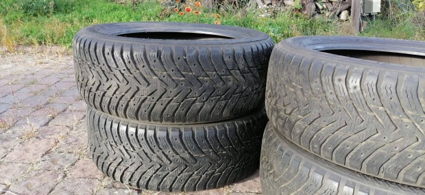 Nokian Hakkapeliitta 235/50R19 XL 8 SUV tli gumi 8.5mm