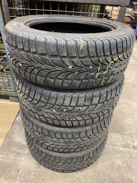 Nokian Tli gumi garn