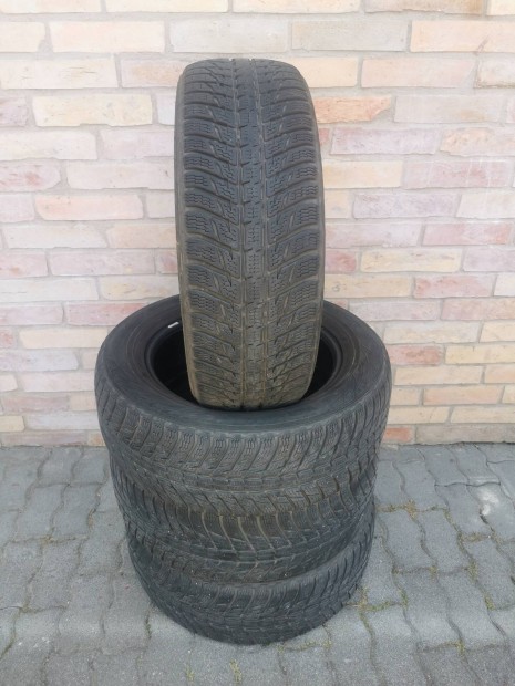 Nokian WR SUV3 225/60 R17 téli gumi garnitúra