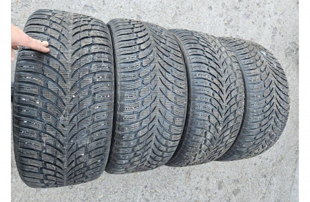 Nokian WR SUV 275/40 R21 mret tli gumi szett