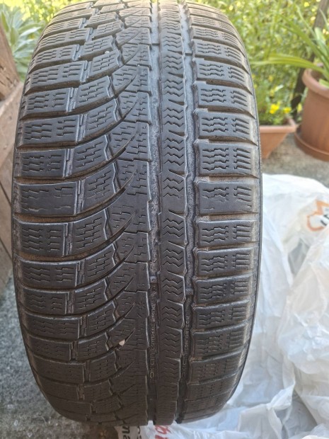 Nokian tli elad szett