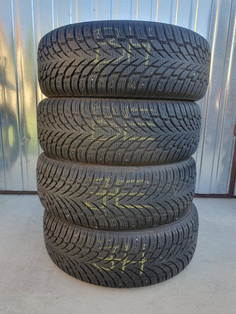 Nokian wr suv 4 215/65R16 tli gumi garnitra