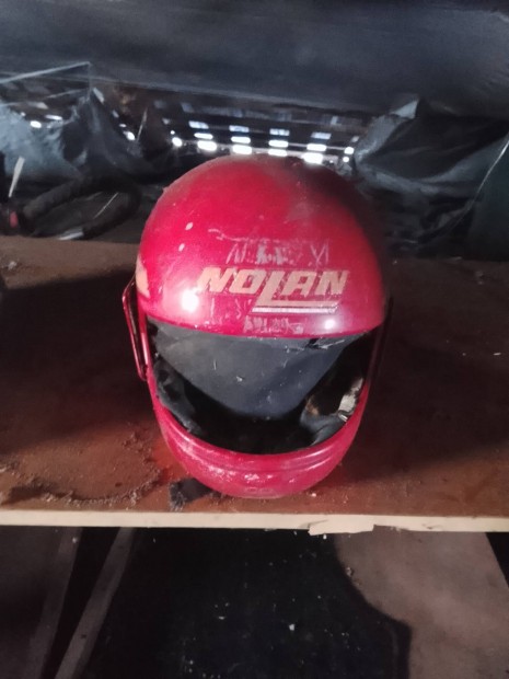 Nolan Buk�sisak (Post�zom is)