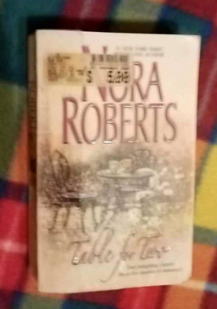 Nora Roberts: Table for Two