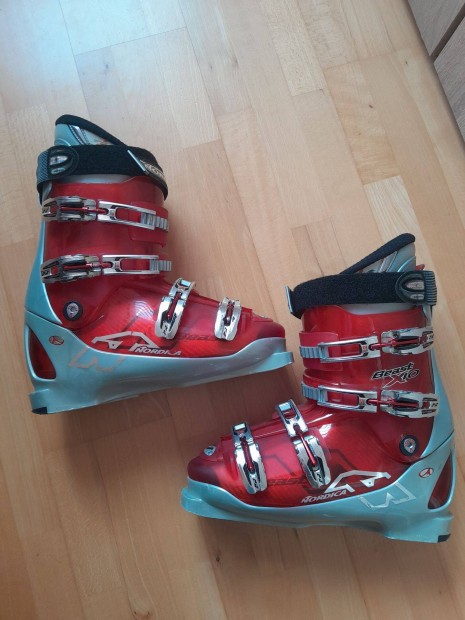 Nordica frfi sbakancs 29-29,5 cm