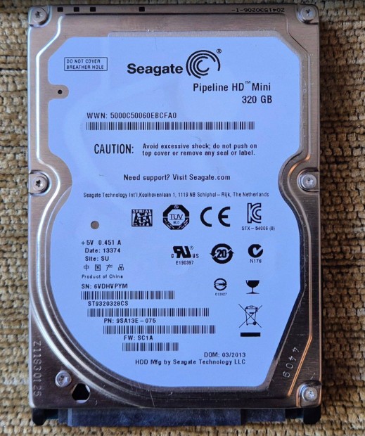 Notebook merevlemez Seagate SATA II, 9SA13E-075 320GB, 2.5"