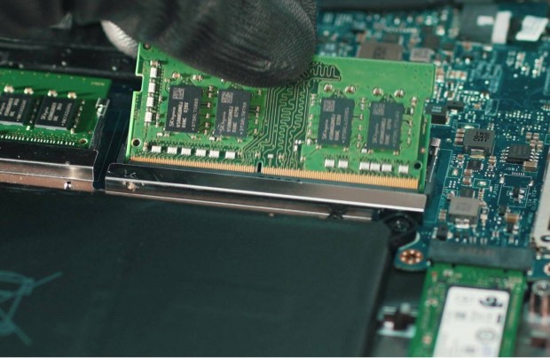 Notebook szervizes műszerész állás