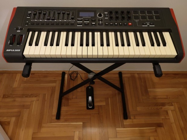 Novation Impulse 49 midi billentyűzet + állvány + pedál