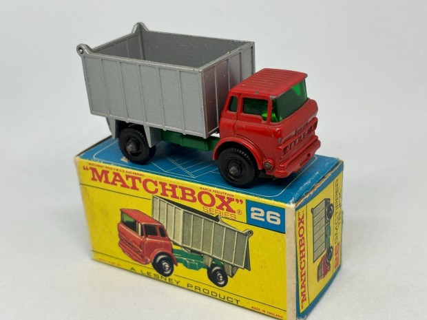 Nr. 26 - GMC Tipper Truck Matchbox + hinytalan "F" doboz