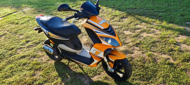 Nrg mc4 bontott alkatr�szek