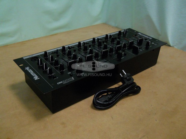 Numark CM200USB , 5 sávos ,16 csatornás USB-s keverő