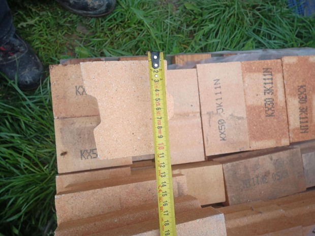 N�tos samott t�gla