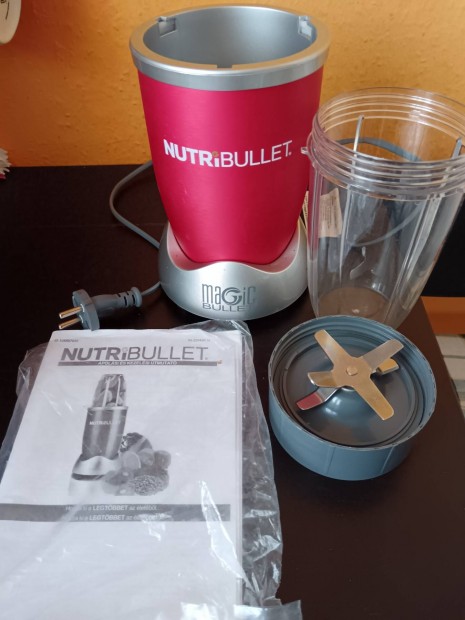 Nutribullet 600 w eredeti dobozában