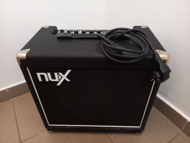 Nux Mighty 30 gitrkomb