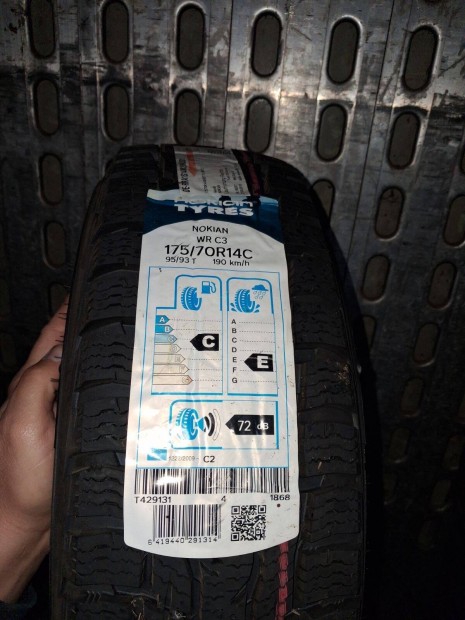 Nv 200 alufelni garnitra 175/70/14c