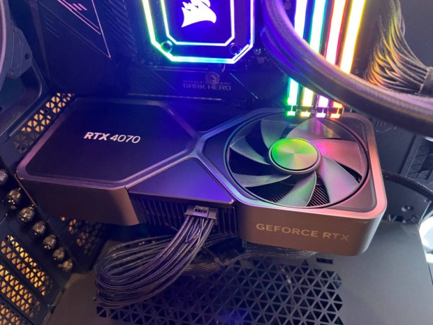 Nvidia Rtx 4070 12GB (founders edition)