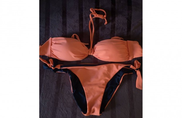 Nyakbakötős kifordítható bikini