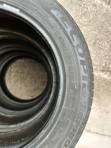 Nyri 205/55 R16 Bridgestone