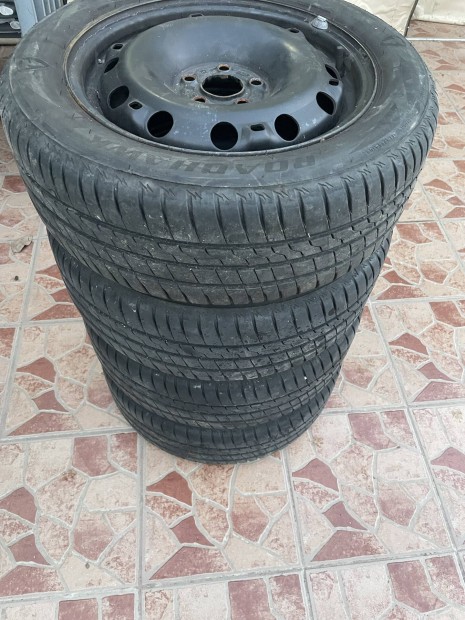 Nyri Gumi 195/55R15 