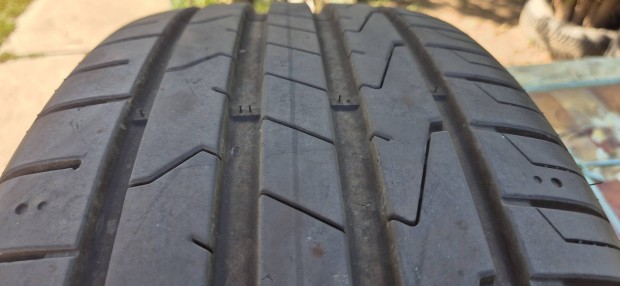 Ny�ri Gumi 235/55/18