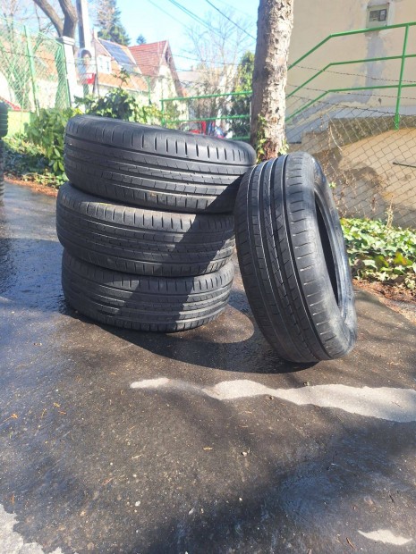 Ny�ri aut�gumi 185/60 R14