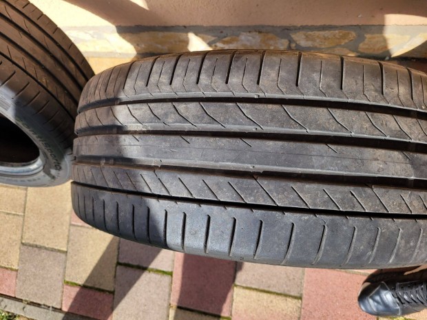 Nyári autógumi 235/50 R18