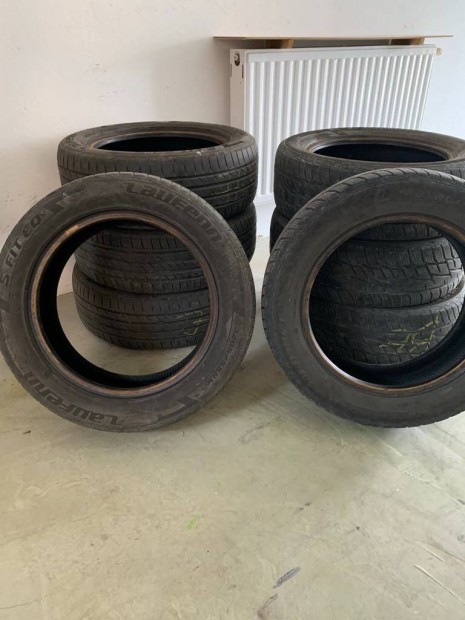 Ny�ri aut�gumi garnit�ra, haszn�lt - 205/55R16- Laufen