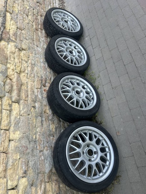 Nyri felni szett??