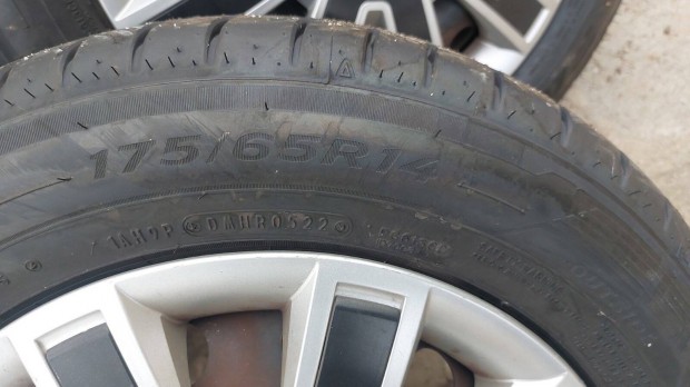 Ny�ri gumi 175/65R14