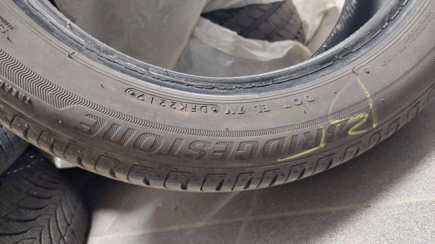 Nyári gumi 185/55 R16 Bridgestone