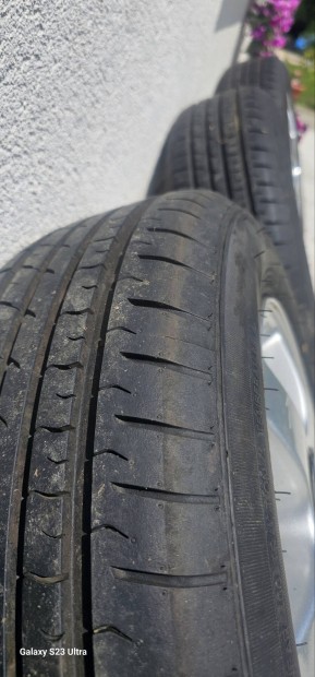 Nyári gumi 185/65R15