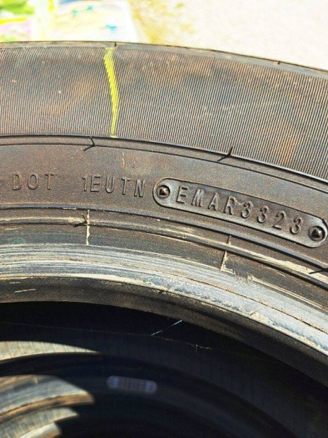 Ny�ri gumi 195/80/R15 96S