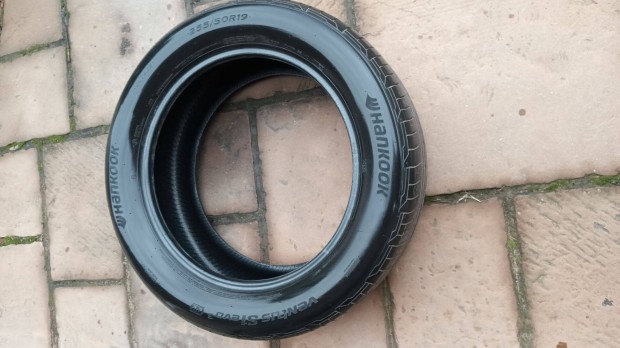 Nyári gumi 19" Hankok 235/55 - 255/50/R19 használt 2-2 db egyforma