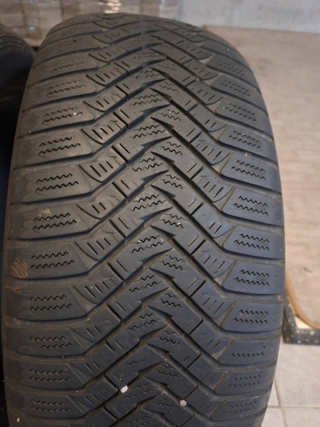 Nyri gumi 205/55 R16