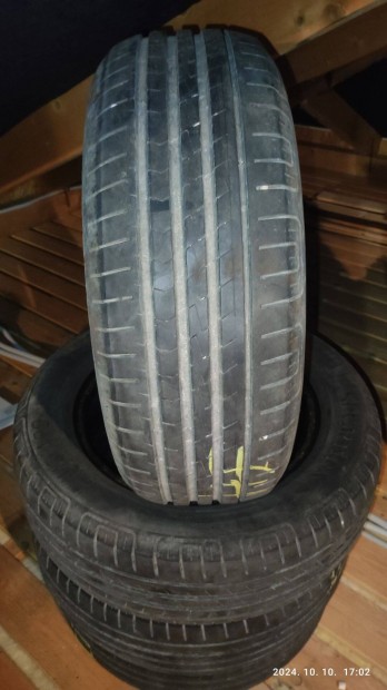 Nyri gumi 205/60 R16