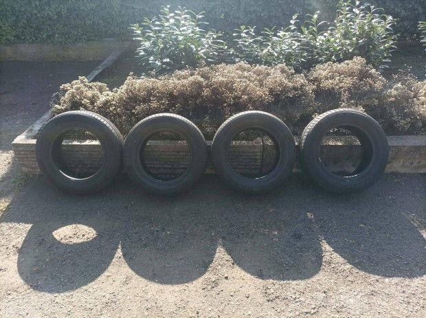 Ny�ri gumi 205/65/R15