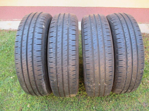 Nyri gumi 205/75/R16C 205/75 R16 C Hankook Vantra 4 db
