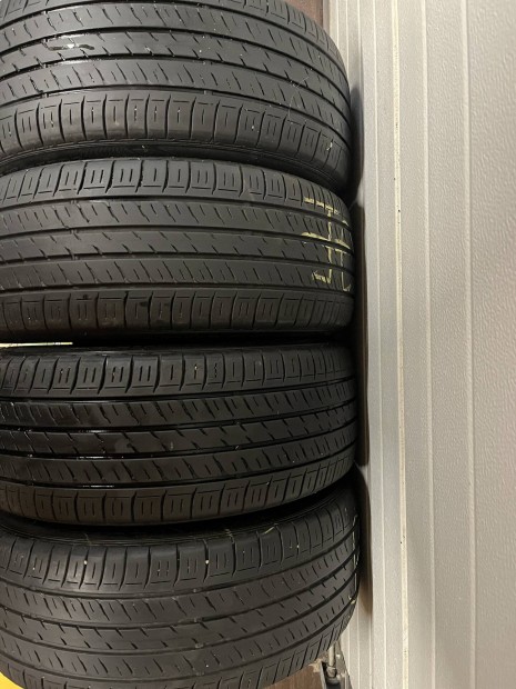 Nyri gumi 215/50R17 Dunlop